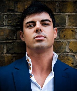 アンソニー・ハットン