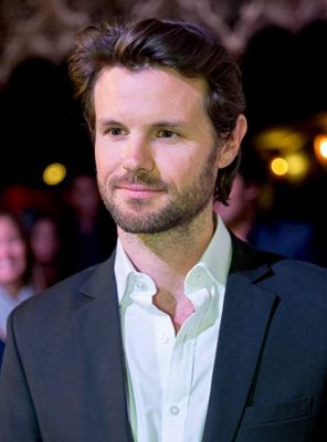 جيمس نابير روبرتسون