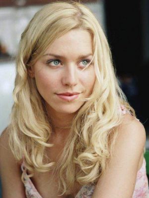 ジュリア・ディーツェ