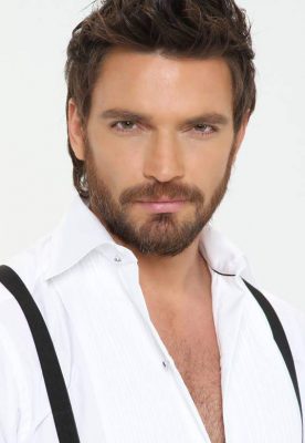 Julian Gil
