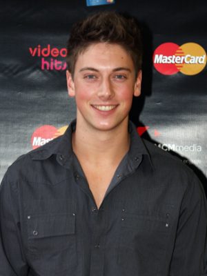 לינקולן יונס