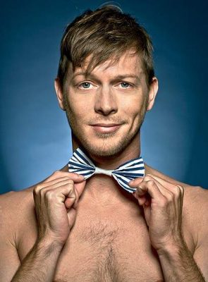 シ・シ・ヒター