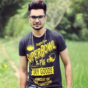 B ジェイ ランダワ