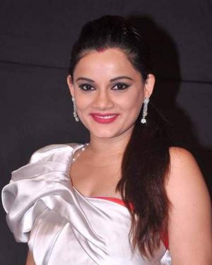 كانيكا ماهيشواري