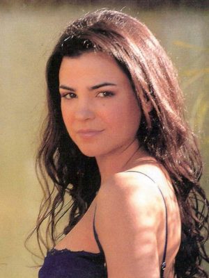 אגוסטינה צ'רי