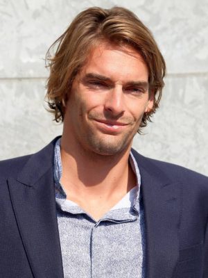 كاميل بحيرة