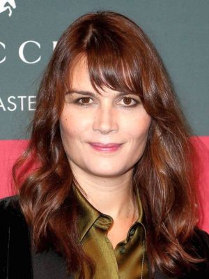 マリナ・ハンズ