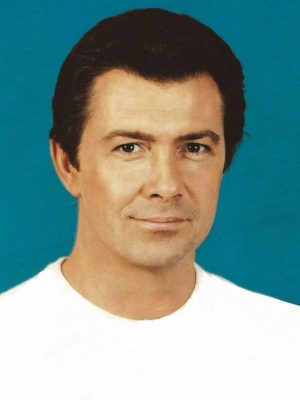 Lewis Collins