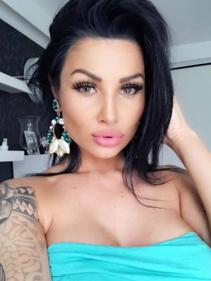 אוקסנה עלמה