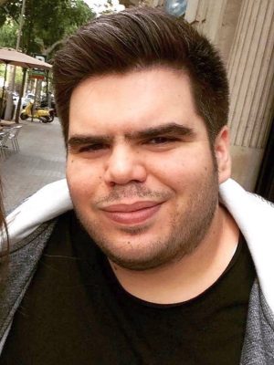 علي فؤاد بيكزرين