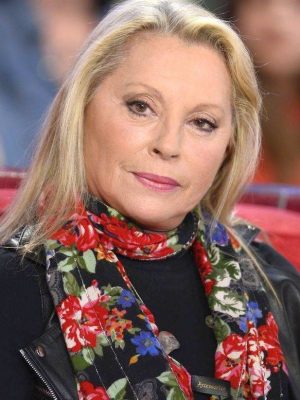 فيرونيك سانسون