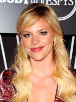 جولي ستيوارت بينك