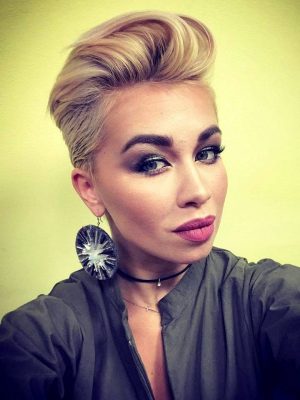 ジュリア・プラクシーナ