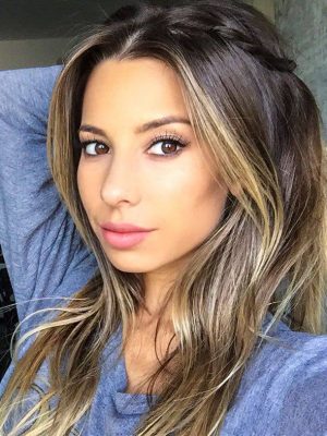 Ayla Woodruff (Marie)