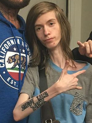 パパ ロングネック