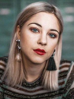 ديانا زور لوين