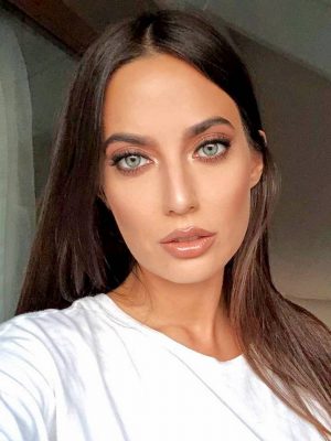 ジュリア・ヴァレンティーナ