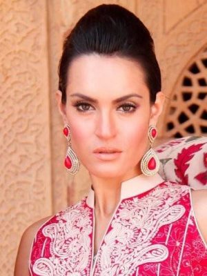 ナディア・フセイン