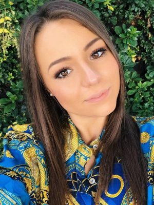 آنا فونغارو