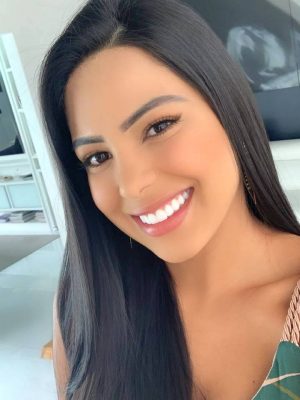 メイラ・ディアス