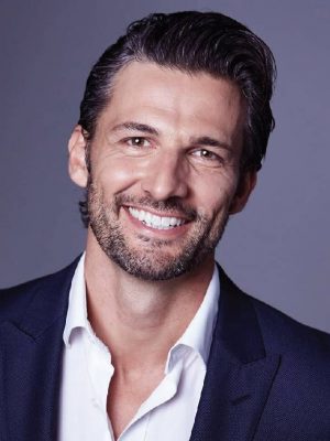 Tim Robards