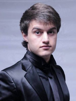 アイダミール・ムグ