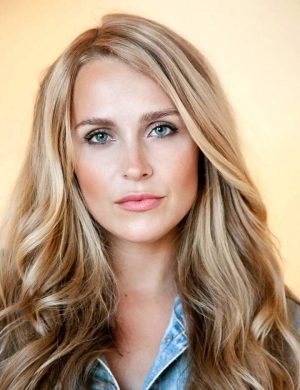 エレナ・ドゥディナ