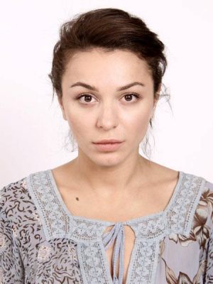 לורה קוסיאן