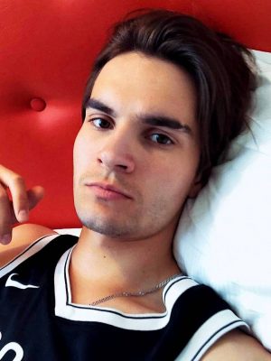 ニキータ・キオセ