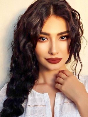 زارينا نزوميدينوفا