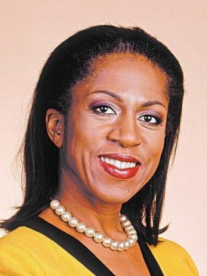 إيلينا هانغا