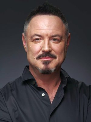 מקסים ליאונידוב