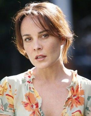 レベッカ・リッグ