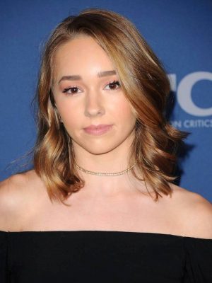 Holly Taylor