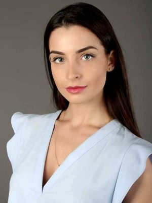 ヤナ・アノソワ