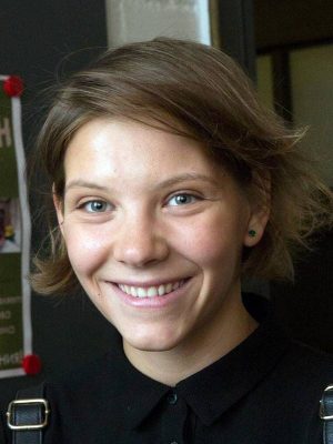 ポリーナ プシュカルク