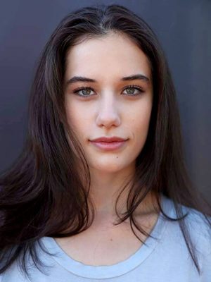 エラ・ブルー・トラボルタ