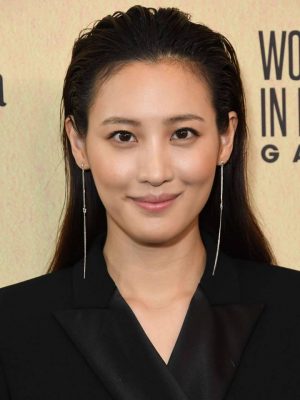 Claudia Kim