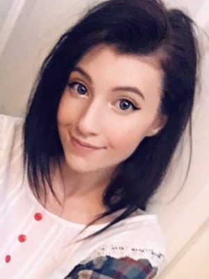 إليزابيث ريد