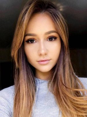 イザベラ・フェルナンデス