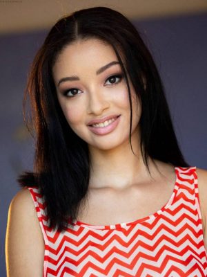 スカーレット・ブルーム