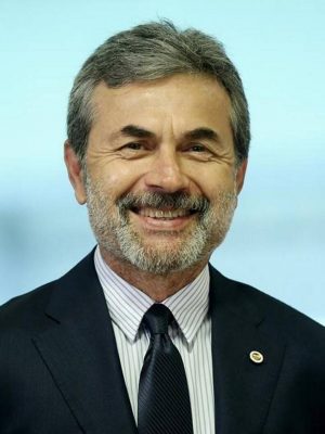 アイクート巨大