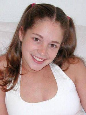 タウニー・ストーン