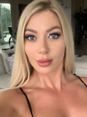 إيلينا رومانوفا