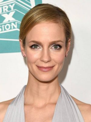 ローラ・リーガン