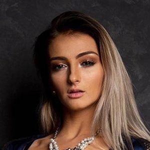 קיילה קורניק