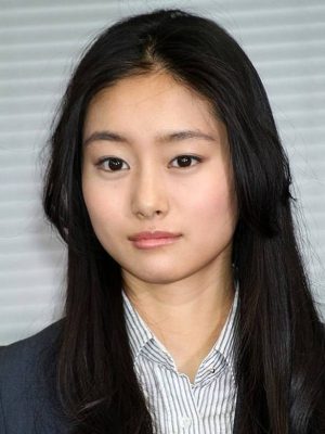 Shiori Kutsuna