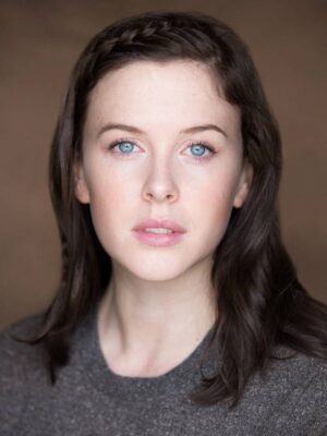 Alexandra Roach