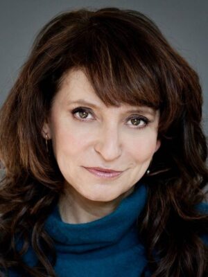 スザンヌ・ビア