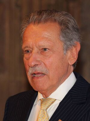 ألفريد نيفين دومونت